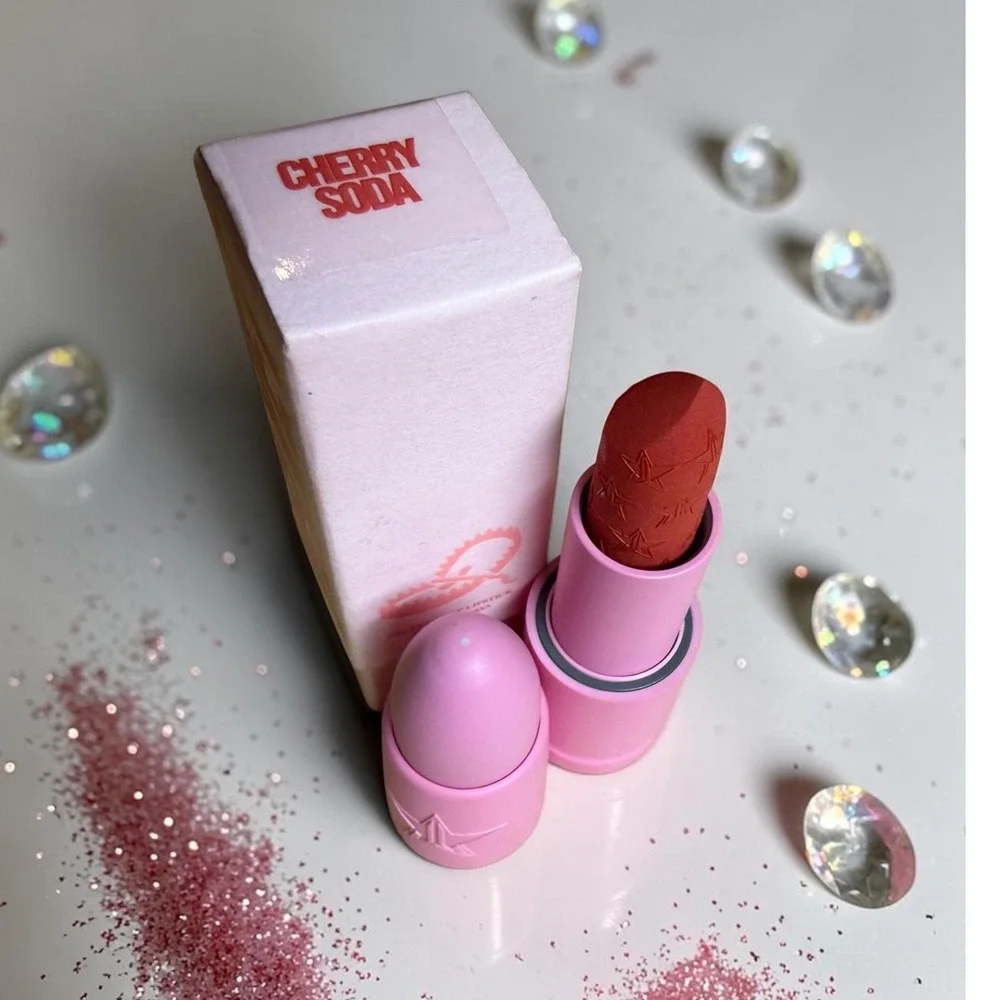 Jeffree Star Cosmetics - Velvet Trap Lipstick - Shade: Cherry Soda - *NIB*